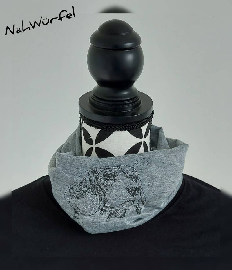 Schlauchschal in Heather Grey Mit Beagle Bestickt Schlauchschal in Heather Grey Mit Beagle Bestickt von NaehWuerfel