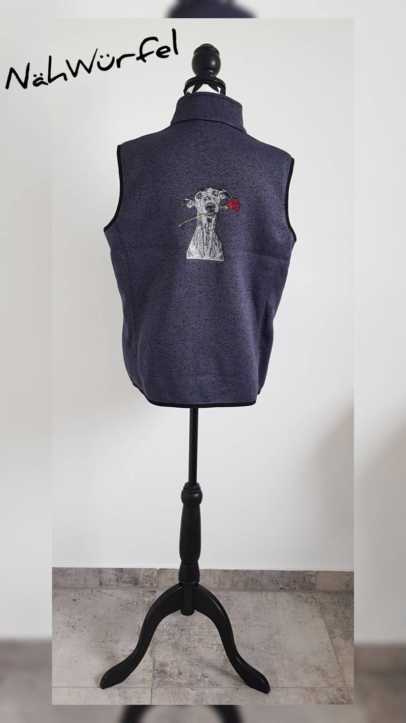 strickfleece - Weste in Darkgrey Melange/Silver, Bestickt Mit Windhund Und Rose Größe Xl von NaehWuerfel