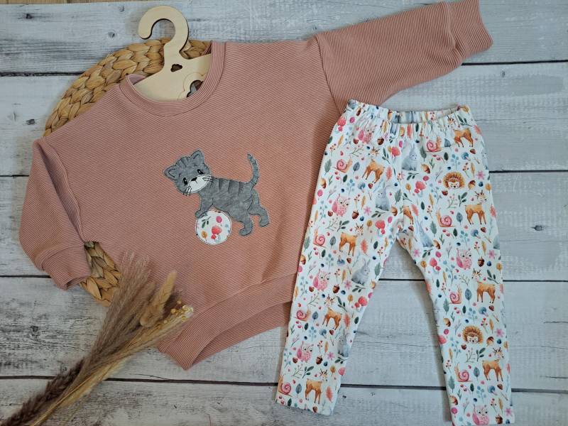 Babyset Mädchen Kätzchen Gr. 80, Leggins Und Oversized Sweater von Naehfloeckchen