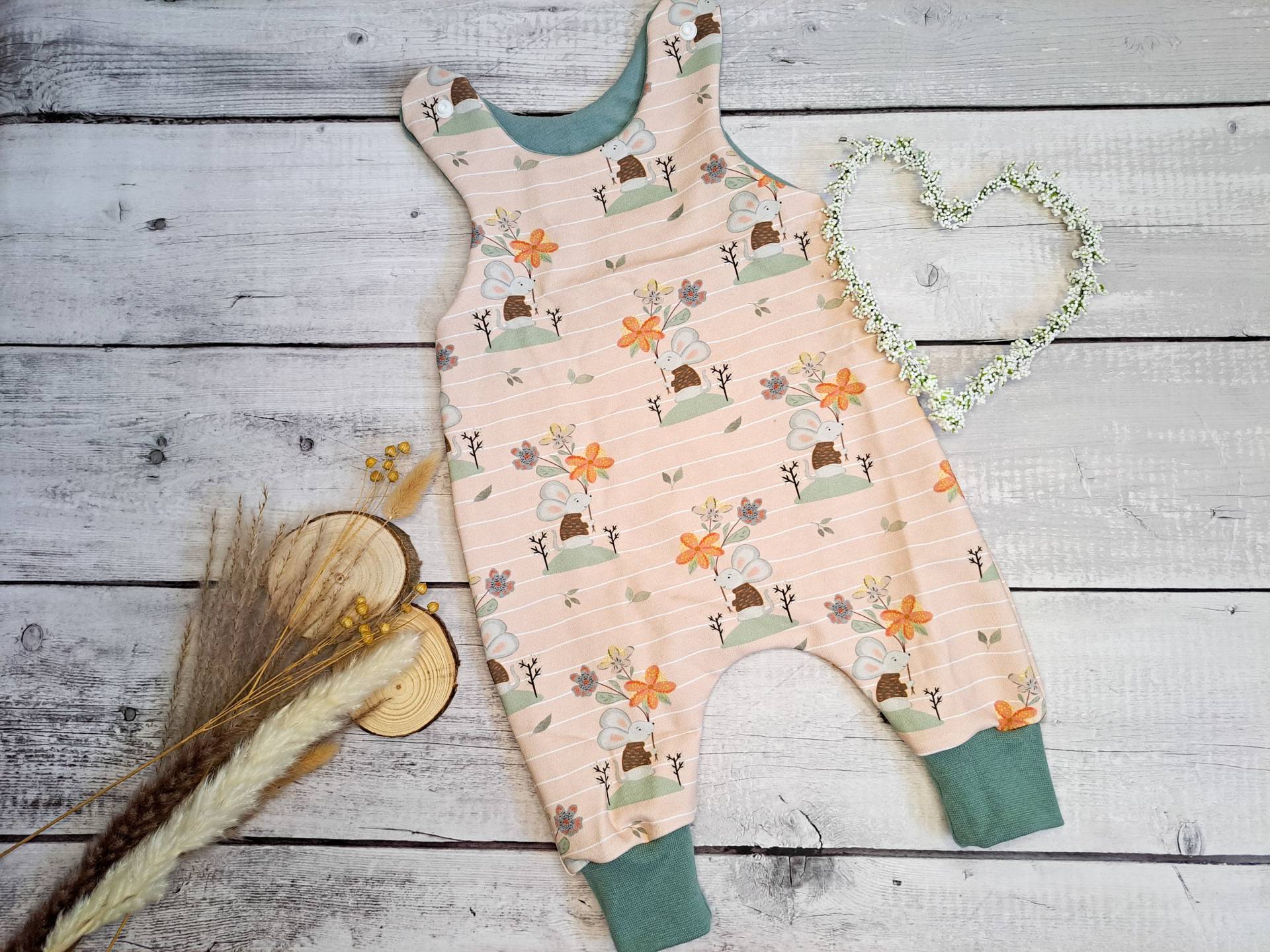 Babystrampler , , Kleines Mäuschen" Gr. 62 von Naehfloeckchen