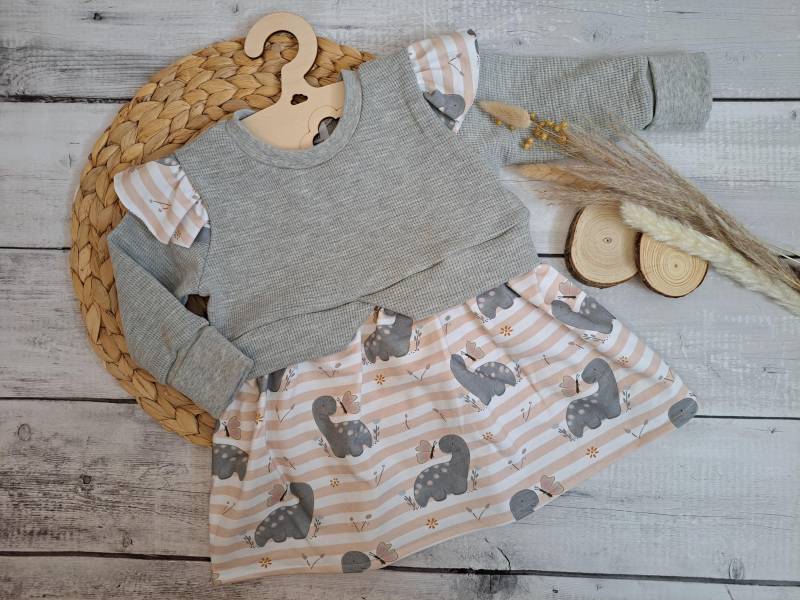 Girly Sweater Gr. 80 Mädchenkleid Dino von Naehfloeckchen