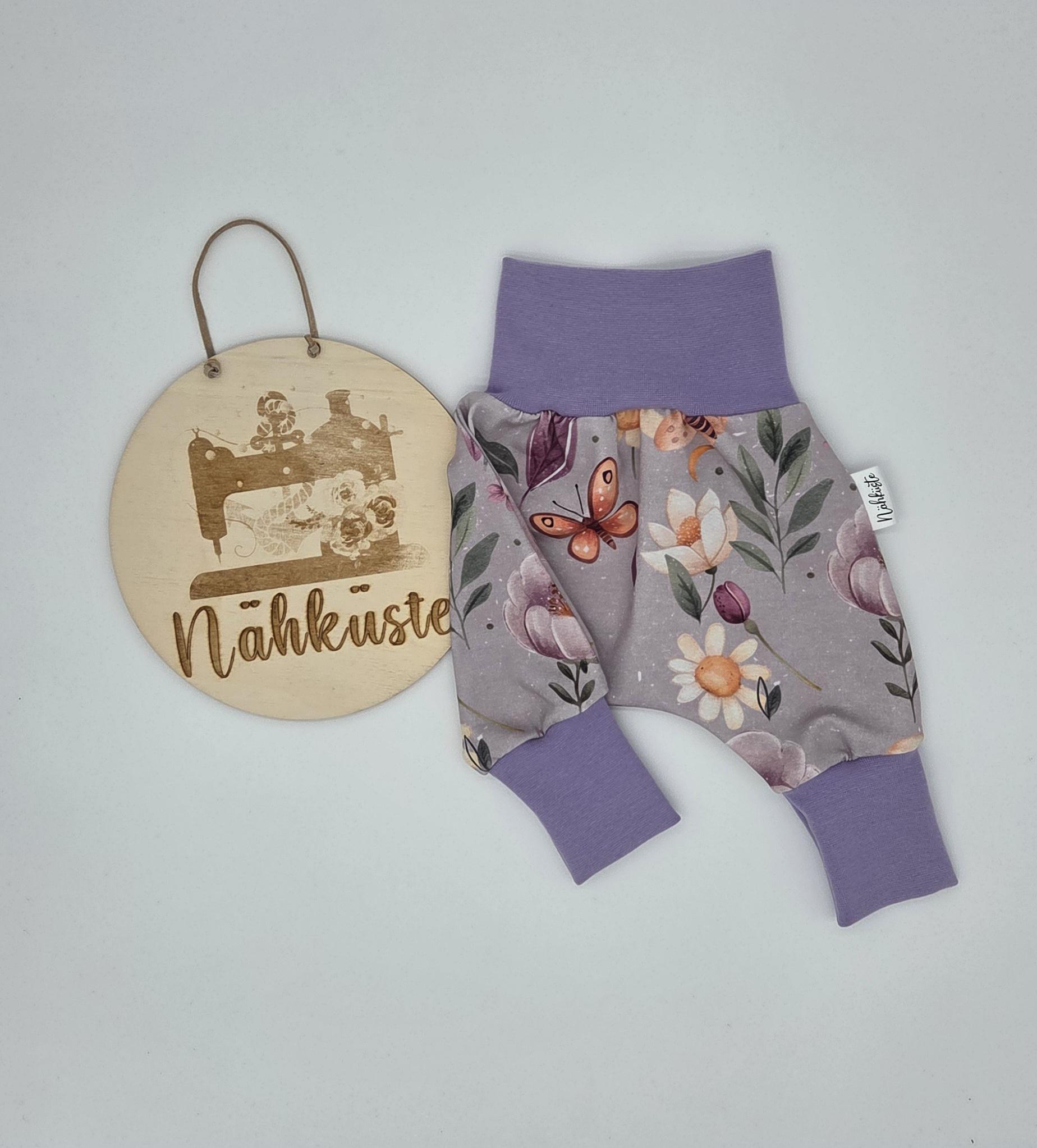 Pumphose Lang // Kurz "Blumenmeer" Frühchenkleidung Eigenproduktion von NaehkuestebyChantal