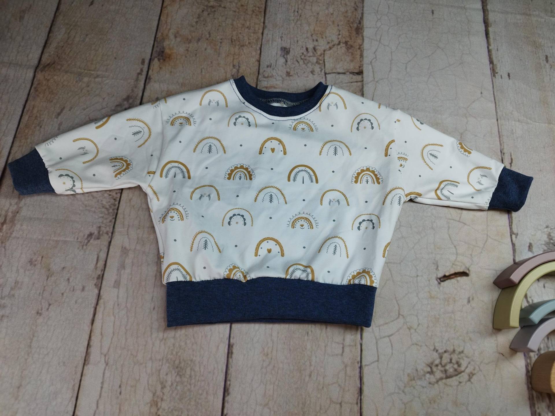 Gr. 80, Oversize-Pulli, Pullover, Regenbogen, Blau von NaehtanteChristina