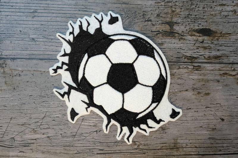 Fußball Aufnäher, Bügelbild, Gestickt Fußball Aufnäher, Bügelbild, Gestickt von NaehundStickliebe