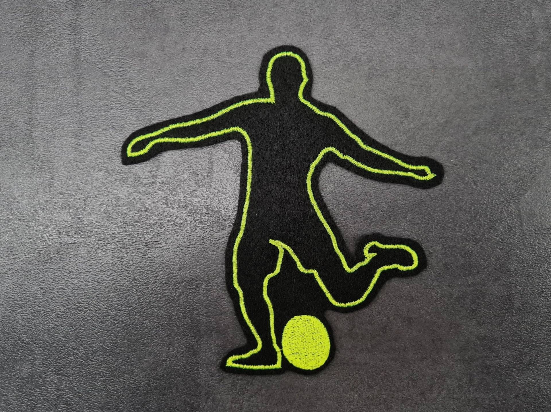 Fußballer Aufnäher, Fußballspieler Gestickt von NaehundStickliebe