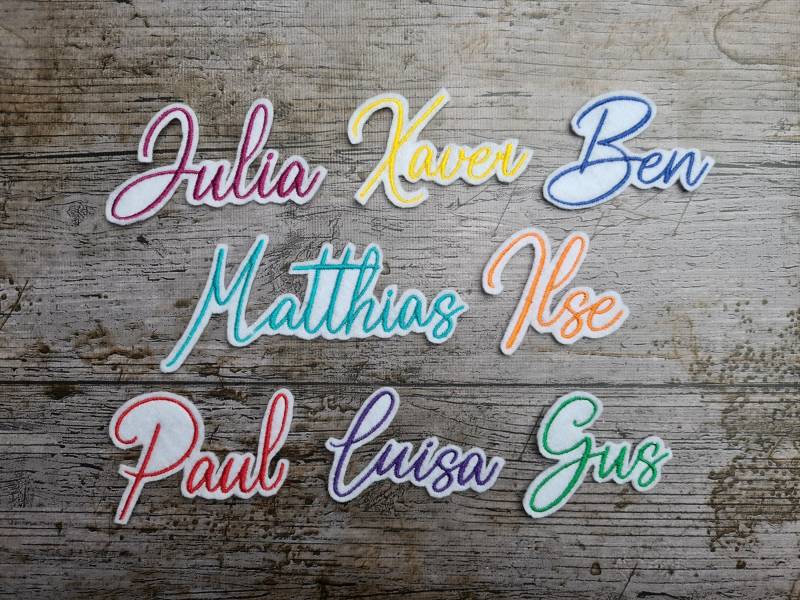 Schrift Nr. 15 Namenstickerei, Aufnäher, Namen, Patch, Bügelbild, Gestickt Schrift Nr. 15 Namenstickerei, Aufnäher, Namen, Patch, Bügelbild, Gestickt von NaehundStickliebe