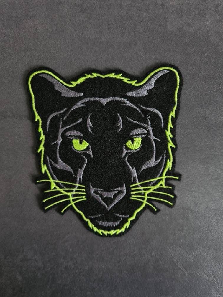 Pantherkopf, Hellgrün, Aufnäher, Applikation Pantherkopf, Hellgrün, Aufnäher, Applikation von NaehundStickliebeDE