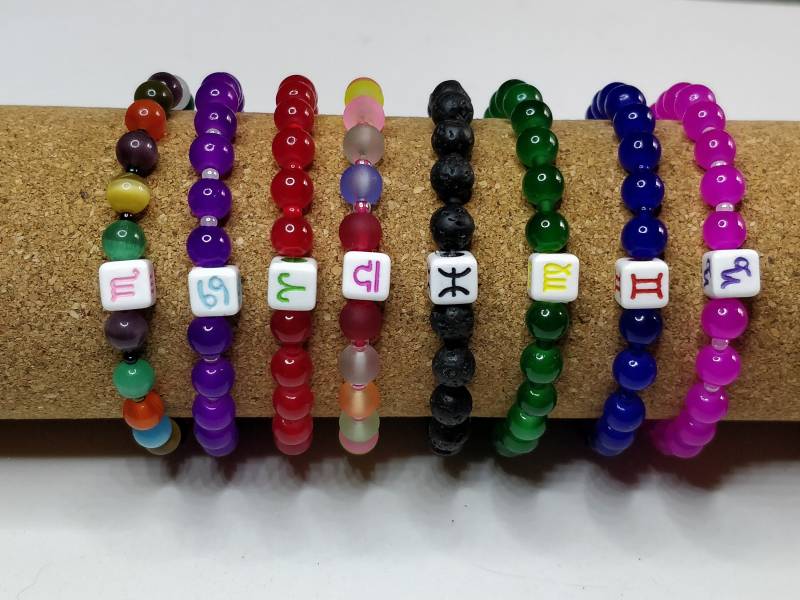 Armband Mit Sternzeichen-Symbol. Viele Variationen Armband Mit Sternzeichen-Symbol. Viele Variationen von NaemiDesign