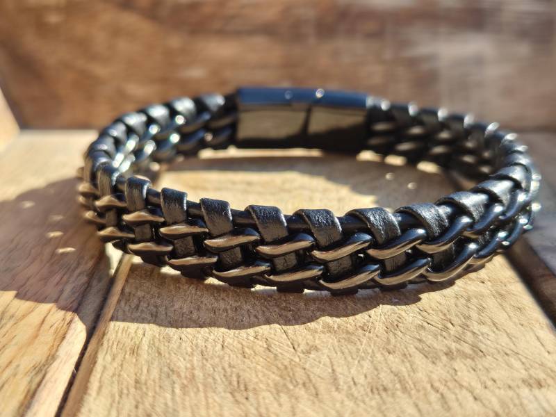 Lederarmband Für Herren | Leather Bracelet Mens Magnetverschluss Aus Edelstahl Geburtstagsgeschenk Inklusive Schmuckbox von NahleOfficial