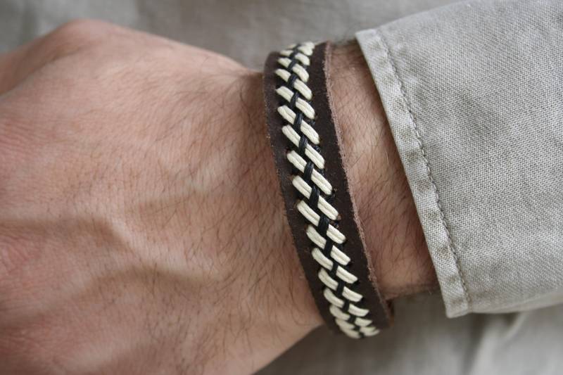 Lederarmband Für Herren | Leder Männer Armband Braun Mit Sicherem Magnetverschluss Handmade Geburtstag Geschenk Schmuckbox von NahleOfficial