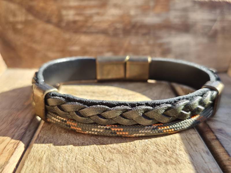 Lederarmband Herren | Geflochtenes Leder Armband Grün Magnetverschluss Aus Edelstahl Geburtstagsgeschenk Inklusive Schmuckbox von NahleOfficial