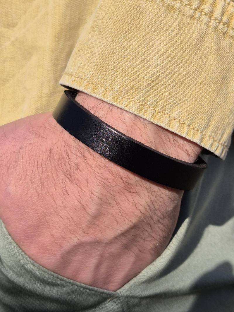 Lederarmband Herren | Leder Männer Armband Schwarz Mit Sicherem Magnetverschluss Handmade Geburtstagsgeschenk Geburtstag Vatertag von NahleOfficial