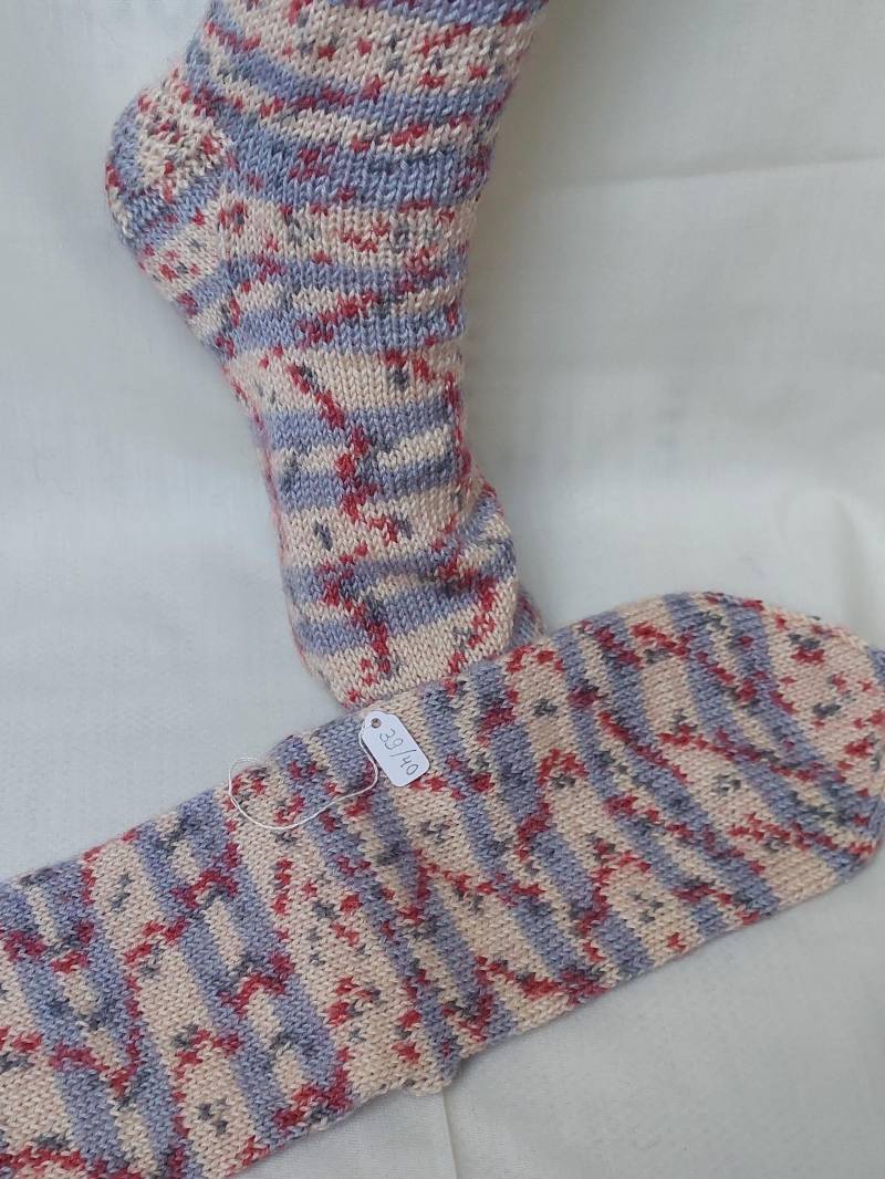 Wollsocken, Handgestrickte Socken Gr. 39/40 von NahtundMasche
