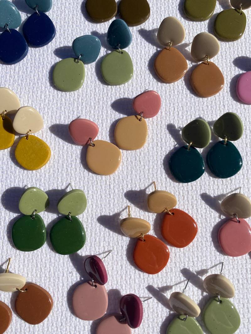 Handgefertigte Ohrringe Aus Polymer Clay, Edelstahl Und Epoxidharz - Modell Isabelle von NaivaFimoJewelry