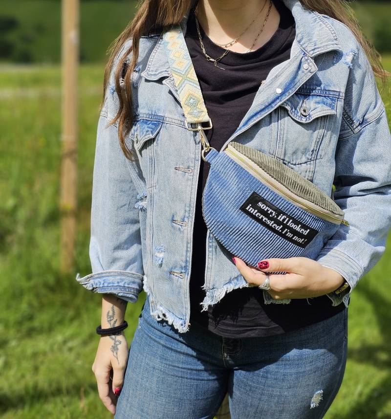 Bauchtasche Cord, Crossbag, Crossbodybag, Statement Bag von NalaDesignsShop