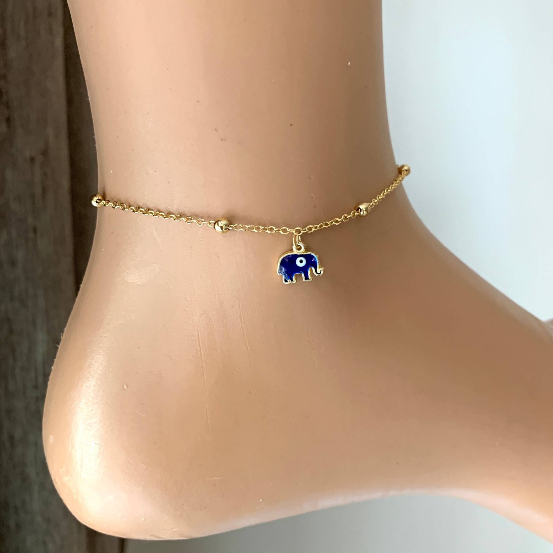 Vergoldetes Elefanten Armband, Süßer Gold Auge Elefant Charm, Kinder Schmuck, Kleinkind Geschenk Für Kinder, Baby Charme von NalansJewellery