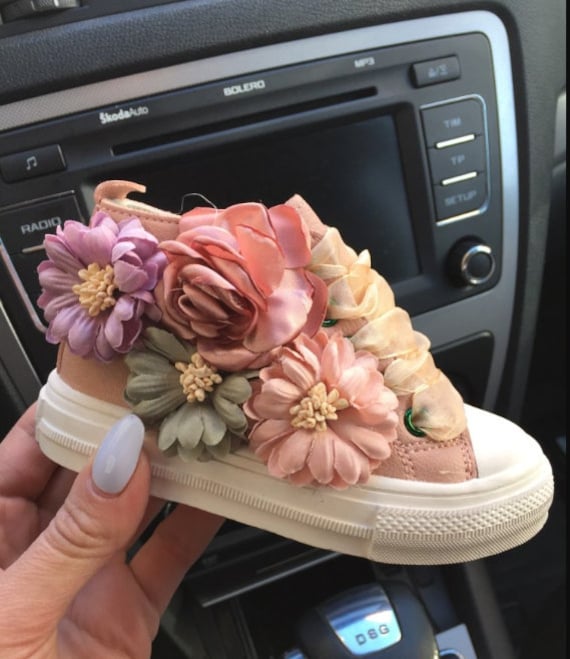 Maßgeschneiderte Blumen Prinzessinnenschuhe von NaliaEve