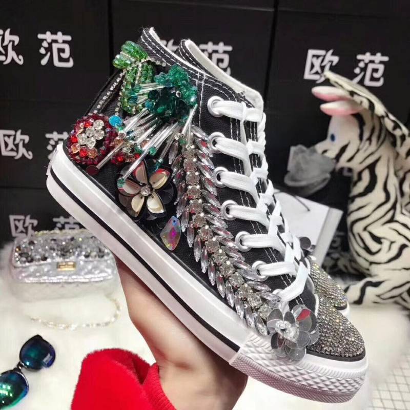 Maßgeschneiderte Frauen Leinenschuhe von NaliaEve