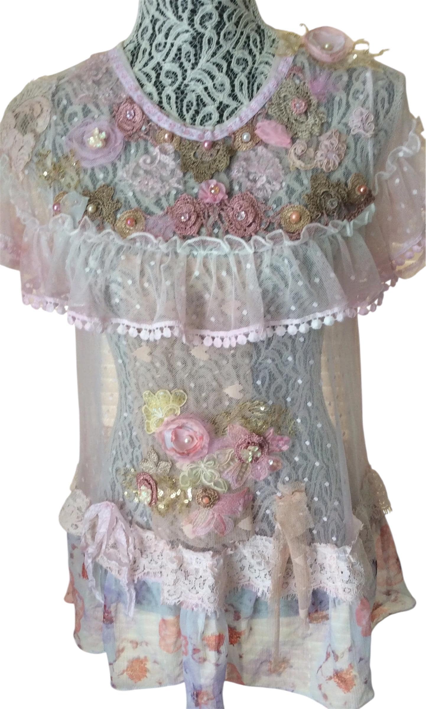 Zärtlichkeit-Art Zu Tragen Altered Couture Damen Top Bluse Shabby Chic Upcycled Gr. S/ M Handmade Zärtlichkeit-Art Zu Tragen Altered Couture Damen Top Bluse Shabby Chic Upcycled Gr. S/ M Handmade von NalikaCraft