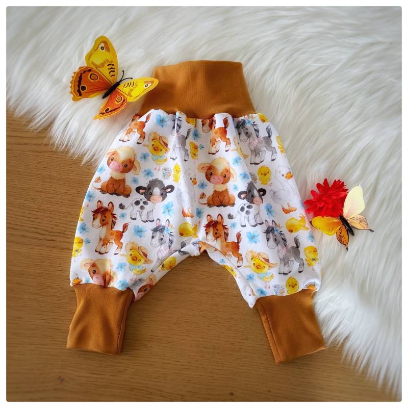 Pumphose Babyhose Tiere Vom Bauernhof Hose Baby Kind Junge Mädchen Unisex Geschenk Zur Geburt Ab Größe 44 Frühchen Bis 104 von NalinaDesigns