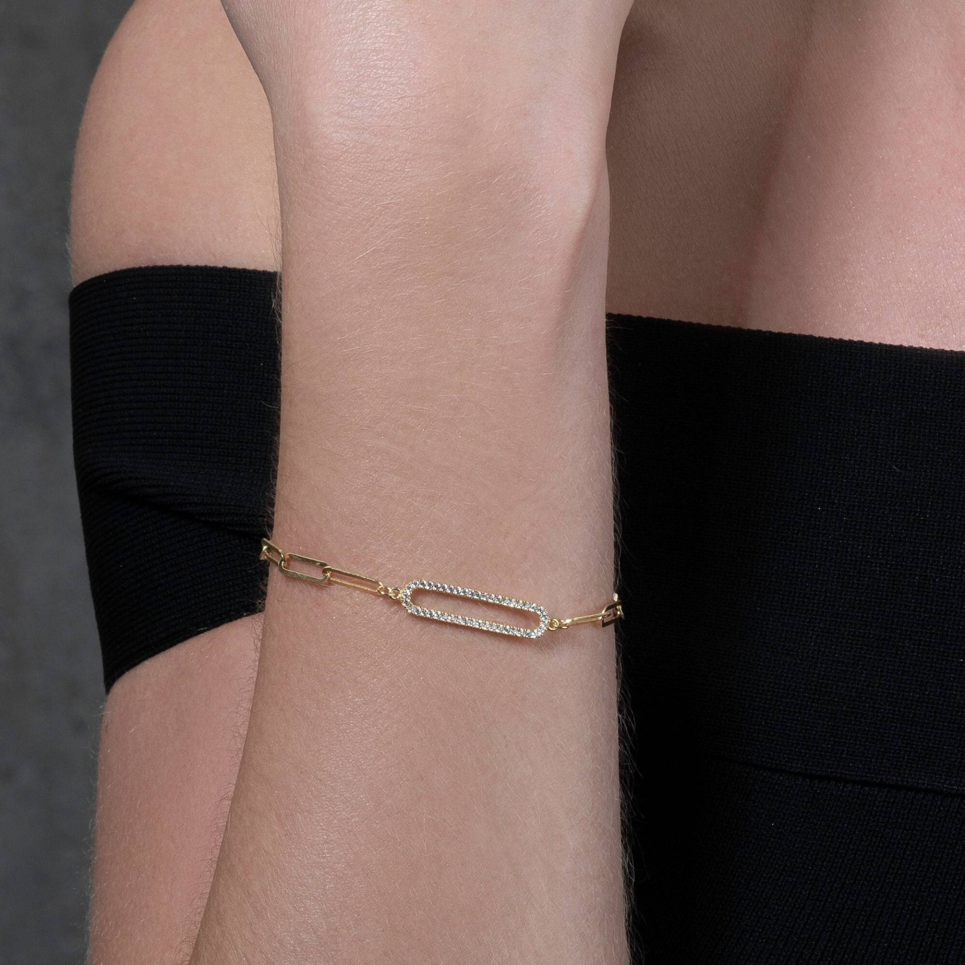 Gold Link Armbänder Für Frauen Und Mädchen Im Teenageralter, Zierliche Armband Mit Zirkonia Steinen, Paperclip von NamanaLondon