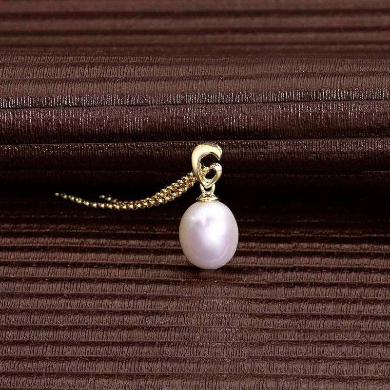 Süße Gold Anhänger Halskette Mit Süßwasser Perle in 9K Weiß Oder Gelbgold, Schlichte 9 Karat Massivgold Einer Für Damen Und Mädchen von NamanaLondon