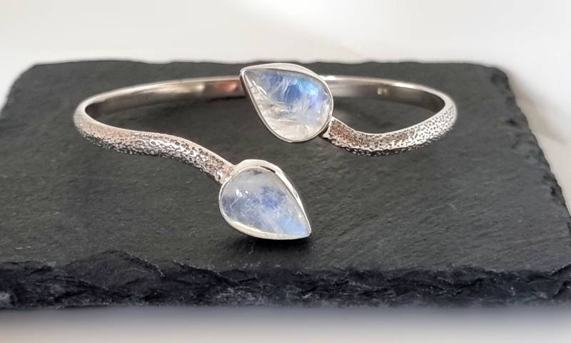 Armreif Silber Mit Mondstein, Sterling 925 von NamasteSilber