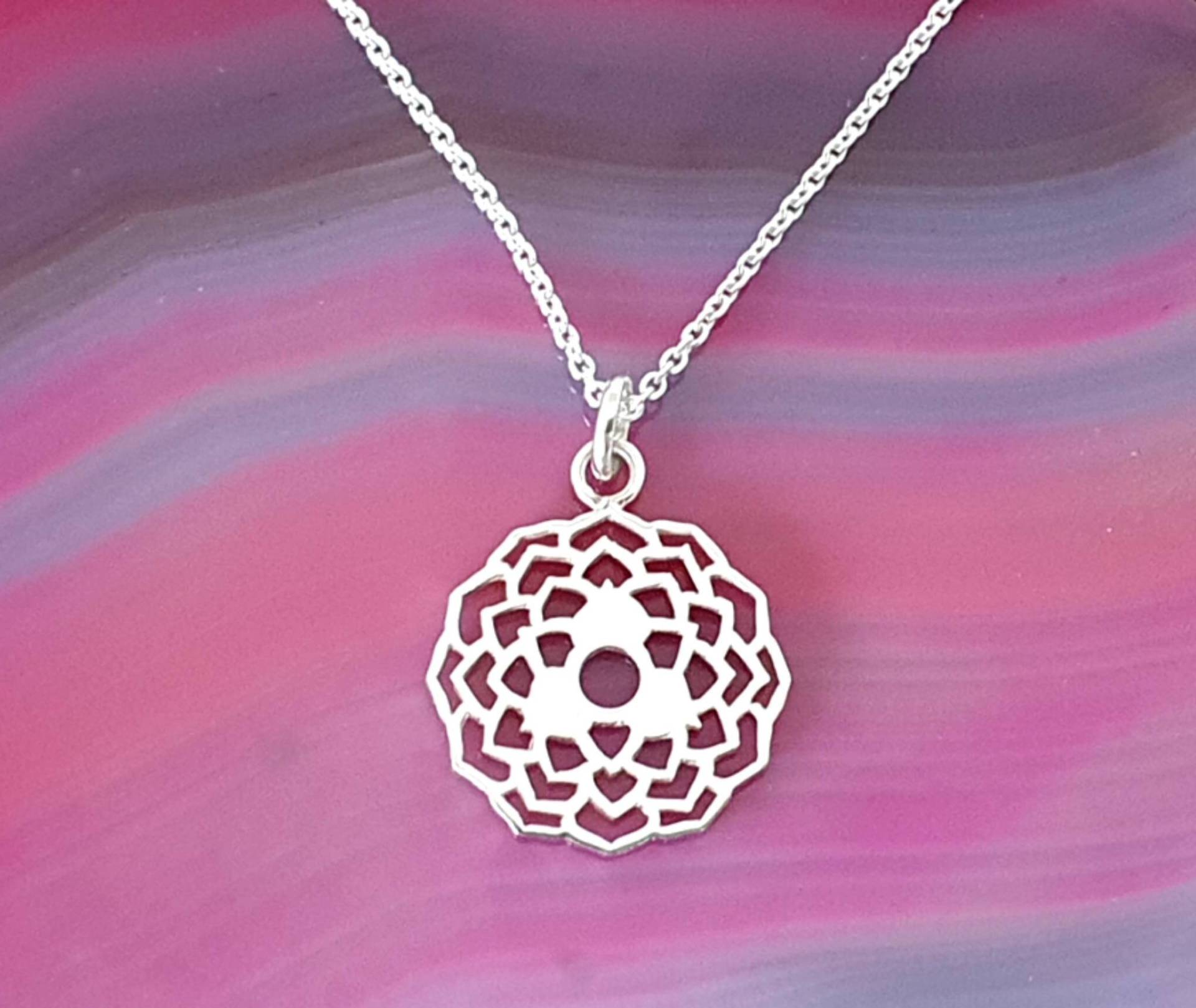 Blumenkette, Halskette Silber, Sterling Silber Kette Mit Anhänger von NamasteSilber