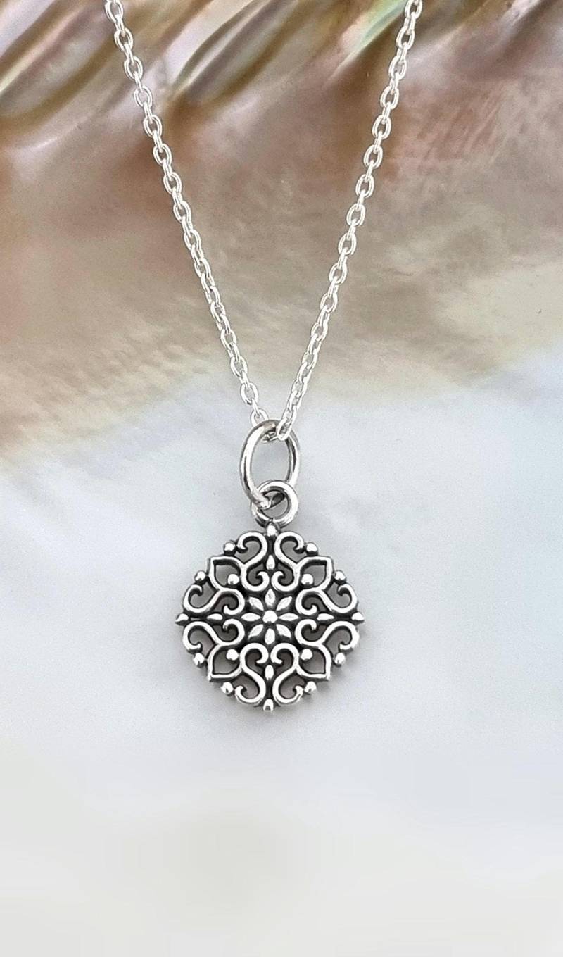 Blumenkette, Silberkette Mit Anhänger, Kette Sterling Silber 925, Blume von NamasteSilber