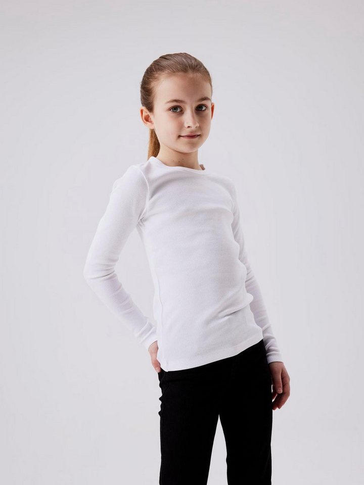 Name It Langarmshirt NKFNAKAL LS TOP NOOS in Basic-Form und leicht gerippter Qualität von Name It
