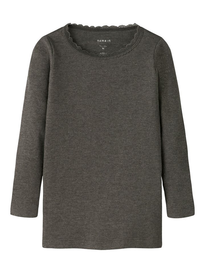 Name It Langarmshirt NMFKAB LS TOP NOOS in Feinripp und mit süßer Spitzenkante am Ausschnitt von Name It