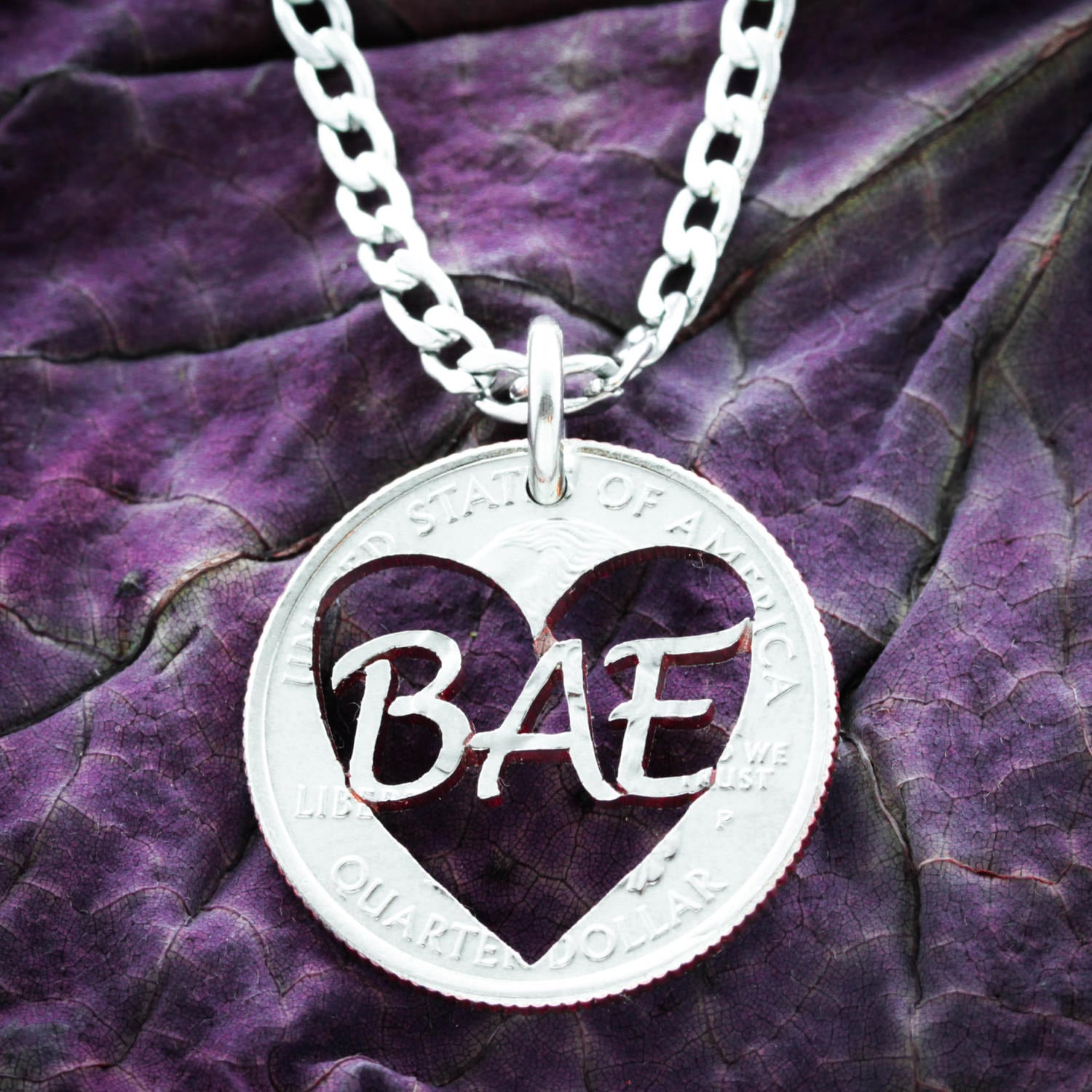 Bae Heart State Quarter Halskette, Fernbeziehung Schmuck, Hand Cut Münze von NameCoins