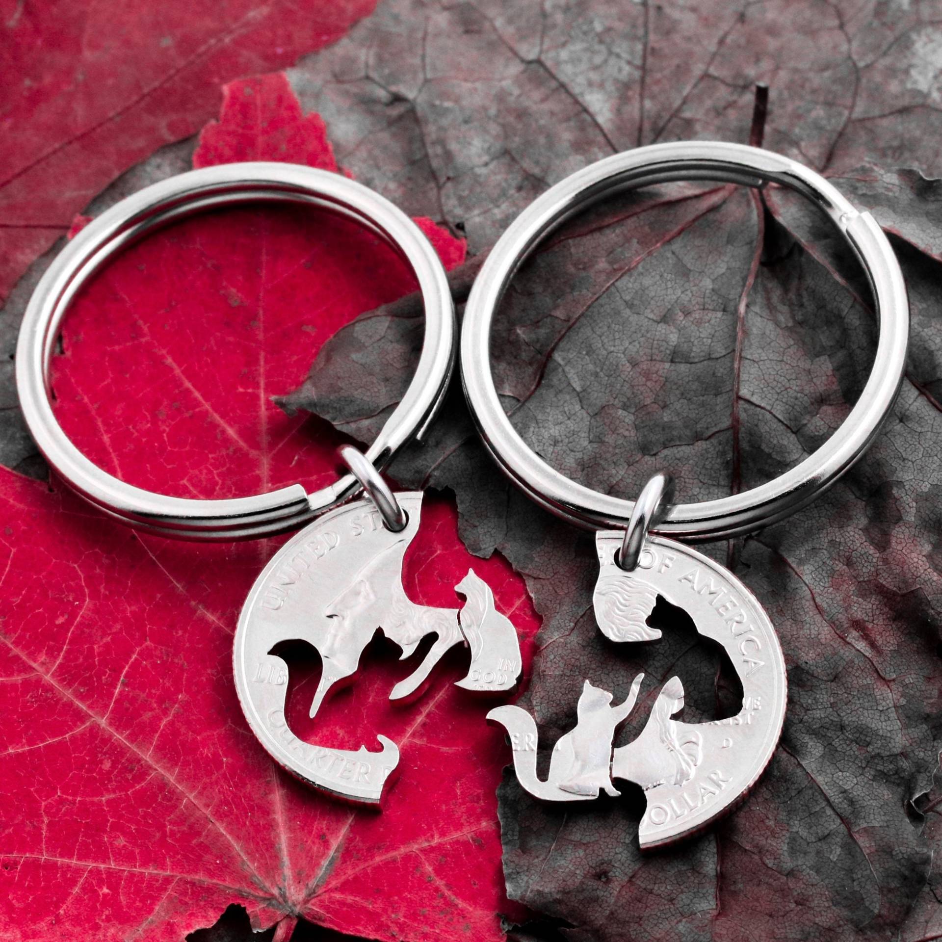 Beste Freunde Katzenhalsband, Freundschaft Katzengeschenke, Kitty Halsband, Ineinandergreifende Katzen, Hand Geschnittene Münze von NameCoins