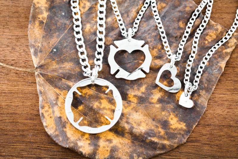 Feuerwehrmann Familie Halsketten-Set Hand Geschnittene Münze Puzzle Schmuck von NameCoins
