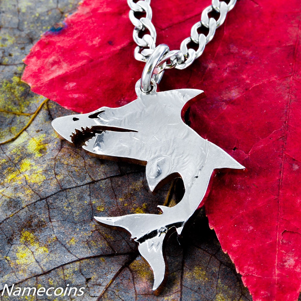 Hai Halskette, Ocean Schmuck, Hand Geschnitten Halber Dollar von NameCoins