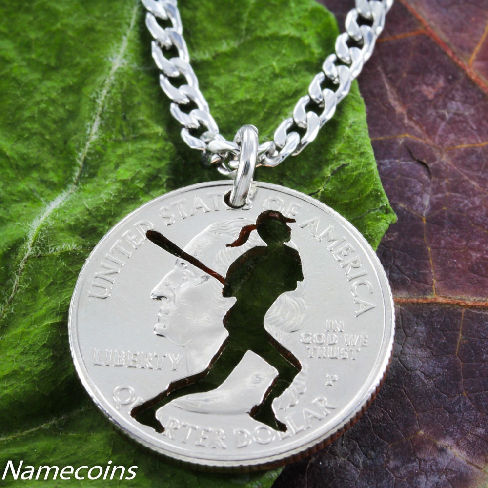 Hand Geschnitten Softball Batter Halskette Einzigartige Münze Schmuck Geschenk Hand Geschnitten Softball Batter Halskette Einzigartige Münze Schmuck Geschenk von NameCoins