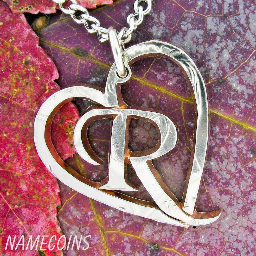 Herz Mit Initialen Halskette, Personalisiertes Monogramm, Hand Geschnittene Münze von NameCoins
