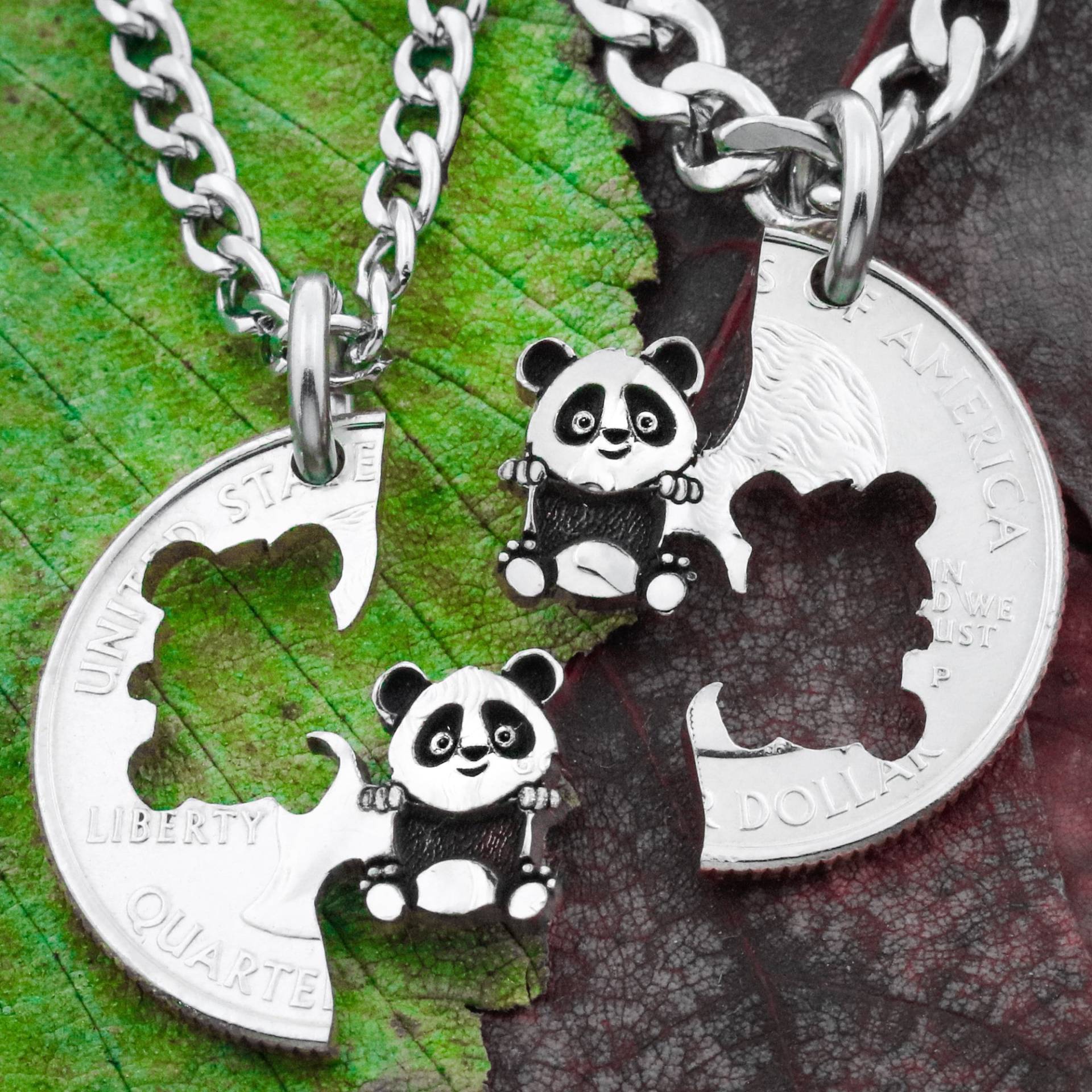Niedliche Panda Best Friends Split Halsketten, Freundschaftsgeschenke, Bear Interlocking Beziehungshalsketten, Handgeschnittene Münze von NameCoins