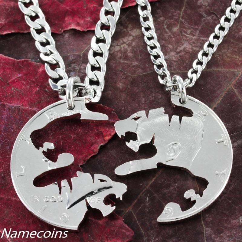 Tiger Bff Halsketten Für 2, Beste Freunde Oder Paare Geschenke, Freund Und Freundin Geschenk, Freundschaft Halsketten, Hand Geschnittene Münze von NameCoins