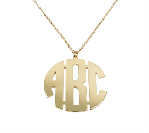Goldene Monogramm-Halskette. 2" Personalisierte Initial-Monogramm-Halskette. Vergoldet. Monogramm-Goldhalskette. Initial-Halskette. Namenskette von NameMyMonogram