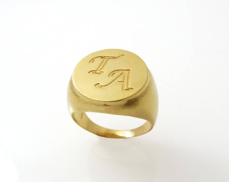 Herrenring Mit Monogramm. College-Ring. Anfänglicher Klingelton. Goldener Monogrammring. Herren-Anfangsband. Initialen. Ring.1613 von NameMyMonogram