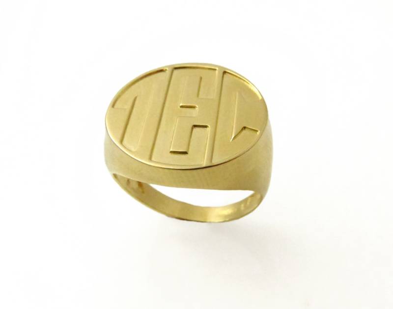 Massiver Monogrammring. Goldener Männer Klingeln. Anfänglicher Klingelton. Geschenk Für Ihn. Siegelring. Personalisierter Ring. College-Ring von NameMyMonogram