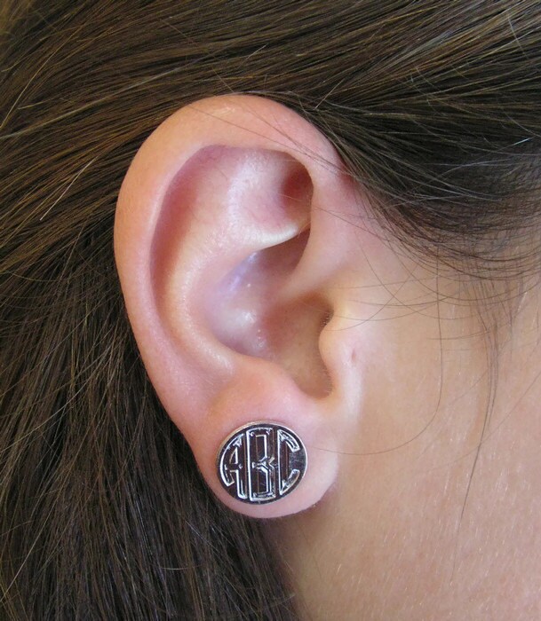 Monogramm Initiale Personalisierte Ohrringe, Ohrstecker, Goldene Vergoldetes Messing Monogramm Initiale Personalisierte Ohrringe, Ohrstecker, Goldene Vergoldetes Messing von NameMyMonogram