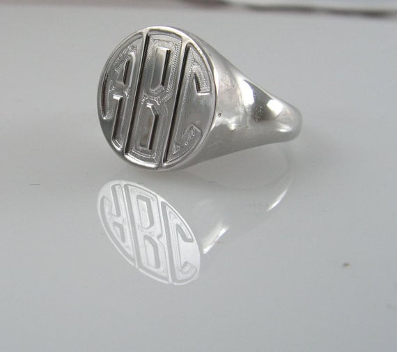 Monogrammring. Ring Aus Sterlingsilber. Silberner Siegelring. Siegelring Silber. Personalisierter Herrenring Mit Monogramm von NameMyMonogram