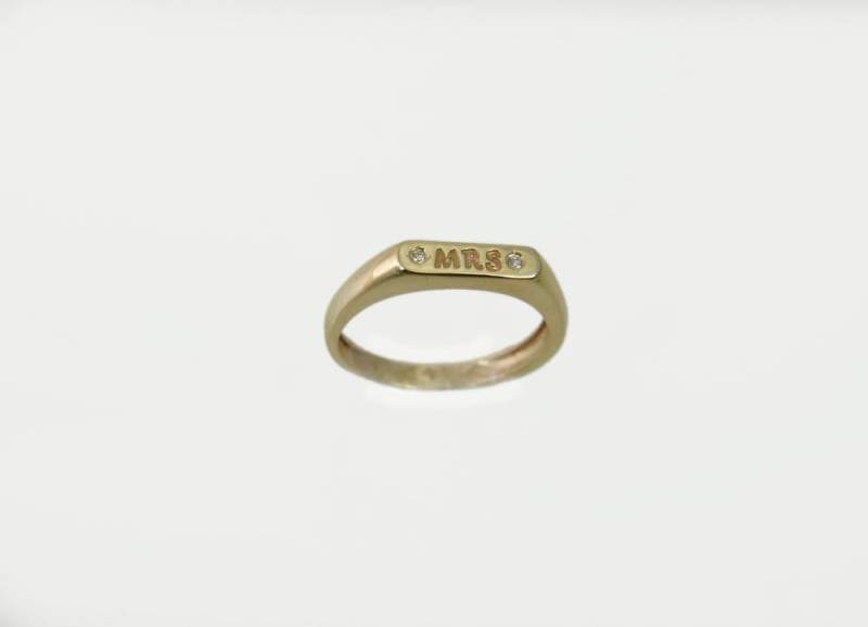Namensring Aus Massivem 14-Karätigem Gold. Personalisierter Diamantring. Gold-Wort-Ring. Goldring Mit Namen. Ring 3 Initialen von NameMyMonogram