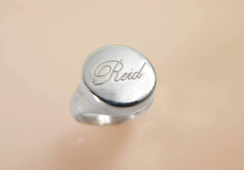 Namensring. Silberner Unisex-Ring.damenring. Siegelring. Namensring Aus Silber. Siegel-Namensring. Unisex-Namensring. Unisex-Silber. Geschenke von NameMyMonogram