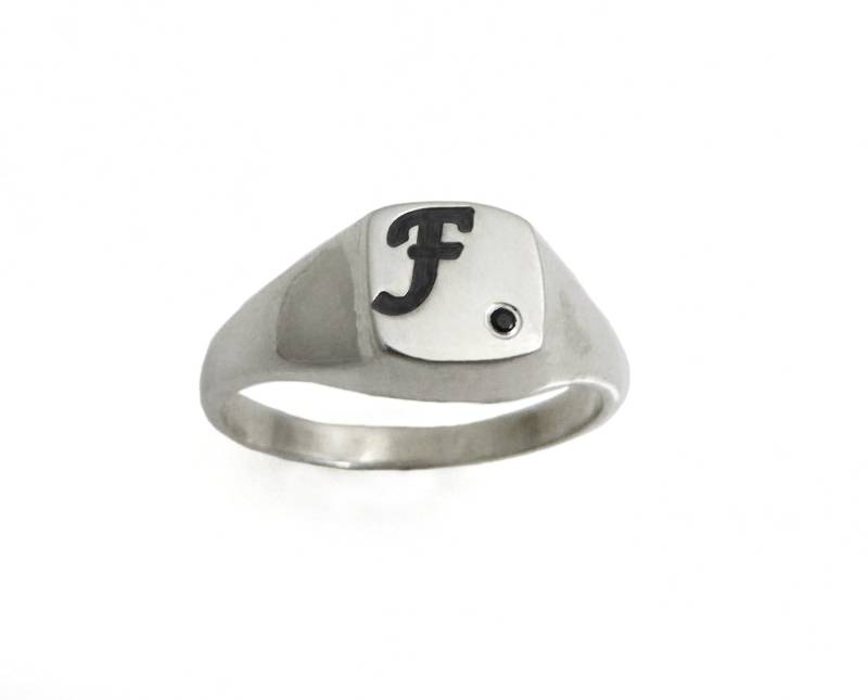 Silberring. Monogrammring. Unisex-Ring. Männer Klingeln. Anfänglicher Oxidring. Geschenk Für Sie. Siegelring. Personalisierter Ring .pinky Ring.2134 von NameMyMonogram