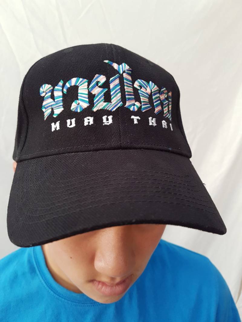 Muay Thai Kickboxen Oder Thailand Kampfsport Baseball, Trucker Cap, Hut Mit in Und Englisch. Die Kunst Der Acht Glieder von NameUrCap