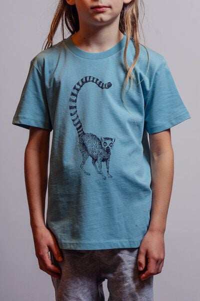 NanMa Bio-Baumwoll-Shirt Lemur | handbedruckt in Österreich | Kinder l regular Fit | grün | blau | lokal & fair & vegan von NanMa