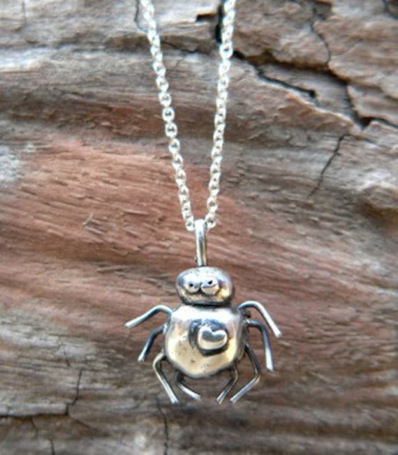 Mr. Spidey Zierliche Lil Spider Halskette von NanaSmithDesigns